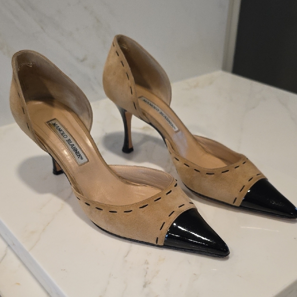 Manolo Blahnik Black Leather and Camel Suede Heels. VGUC